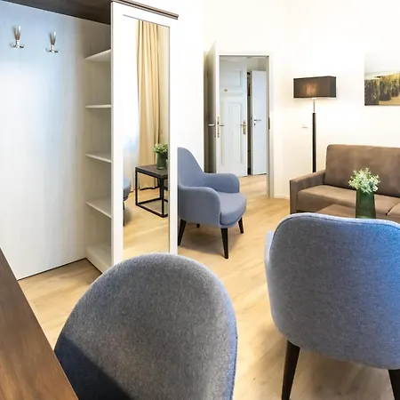 Hotel Am Haus 1 4